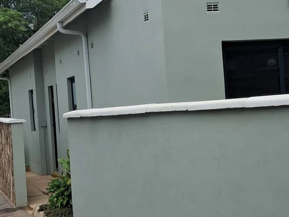 3 Bedroom Garden Flat