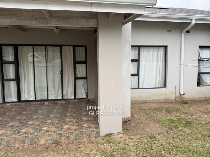 Newlands Fully Furnished To Let