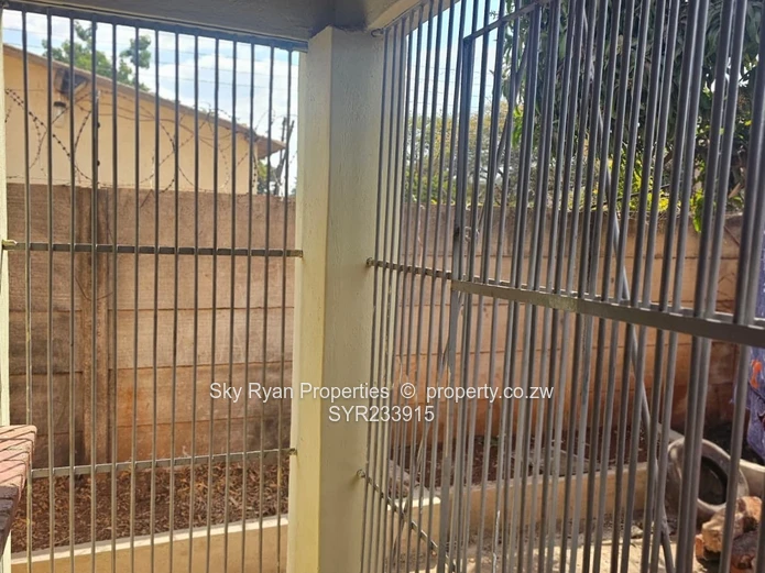 Warren Park 1 House For Sale