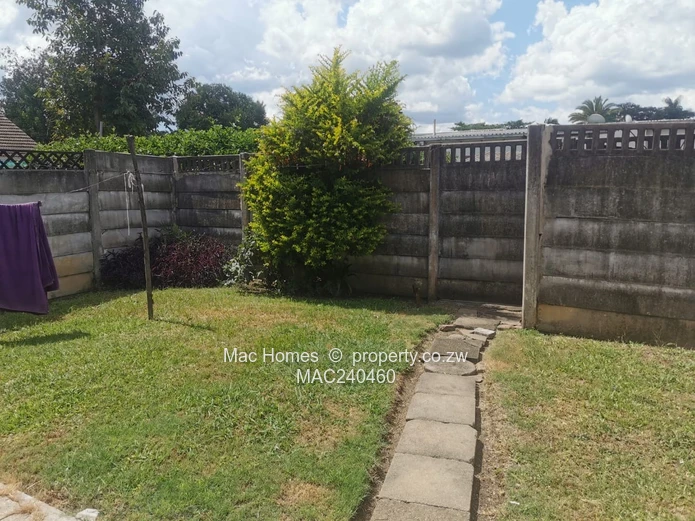 Garden Flat in a complex of 6; Sectional Title (Sole Mandate)