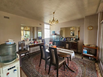 3 Bedroom Flat & Apartment