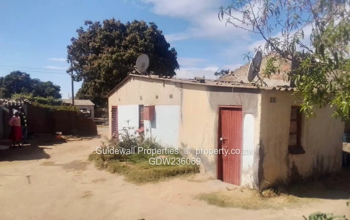 5 roomed house for sale in Highfield