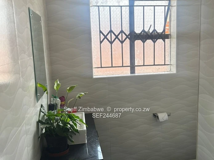 Spacious Pomona 5-Bed Home In Borrowdale Pomona