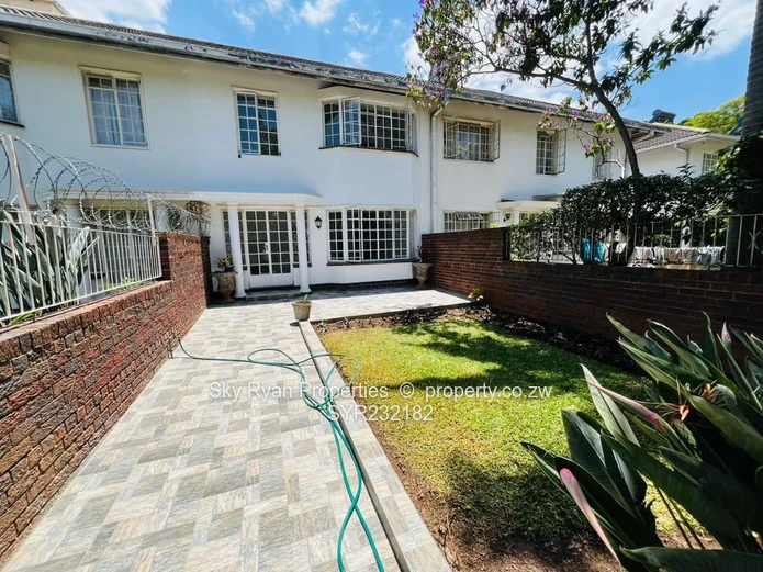 Duplex Garden Flat to let 