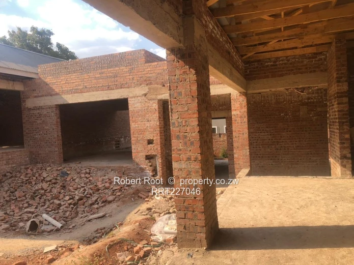 Your Dream House awaits you in Glenlorne