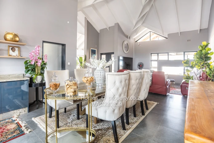 Gletwin's Finest- Come see it for yourself (Sole Mandate)