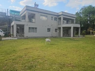 7 Bedroom House