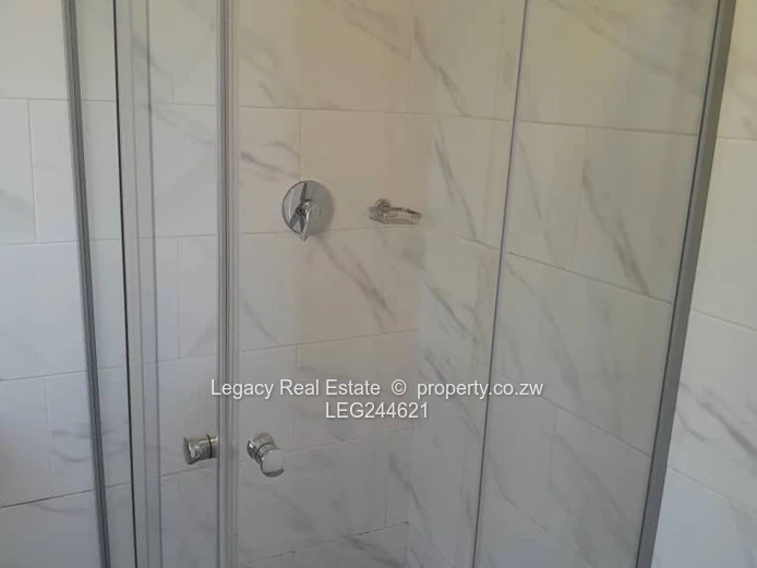 Neat 2-Bedroom Cottage To Rent In Manresa