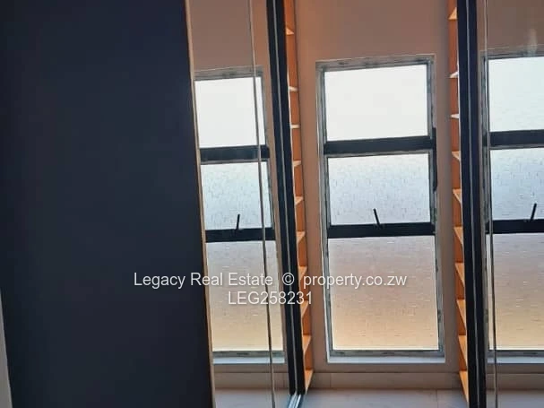 Contemporary 4-Bed Nyeredzi Ridge — Marble Floors & Borehole