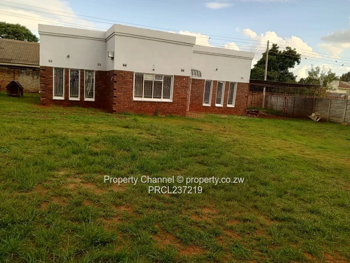 Double Storey For Sale In Mt Pleasant Heights