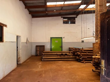 Warehouse & Factory