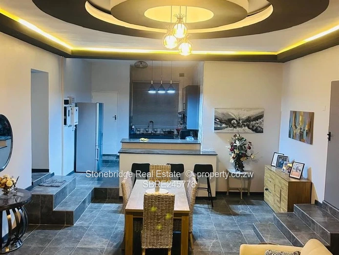 Modern 3 Bedroomed Townhouse in Burnside for sale