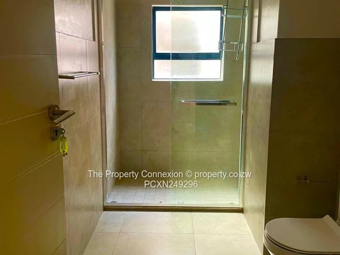 Fully Furnished Executive Bedsitter to Let – Highlands