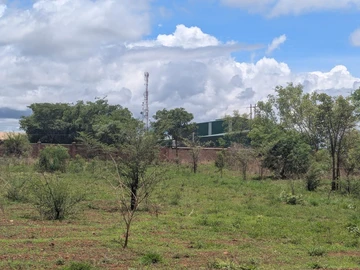 Commercial & Industrial Land