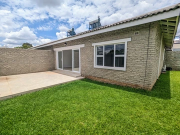 Modern Simplex Townhouse. Including rates and levies 