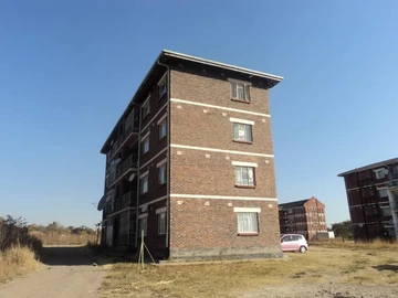 3 Bedroom Flat & Apartment