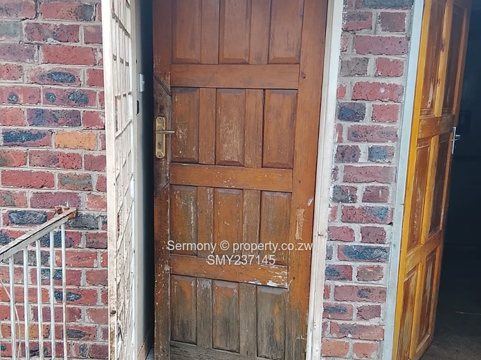 2 bedroomed flat for rent - Willowvale Flats
