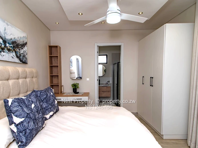 Contemporary, Modern Living In Greendale