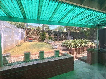 2 Bedroom Garden Flat