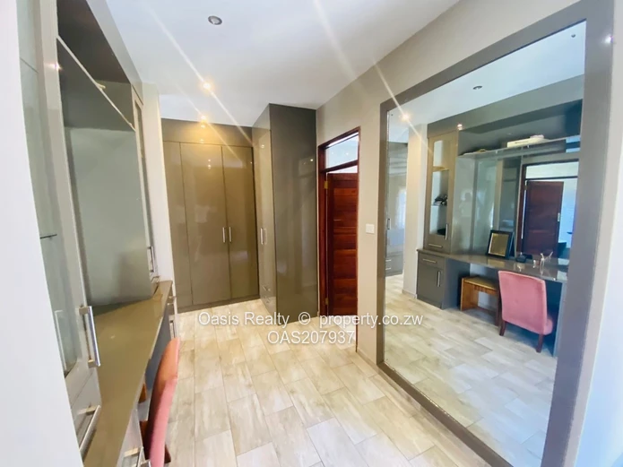 4 Bed House For Rent Close To The Airport Available for 1st of January