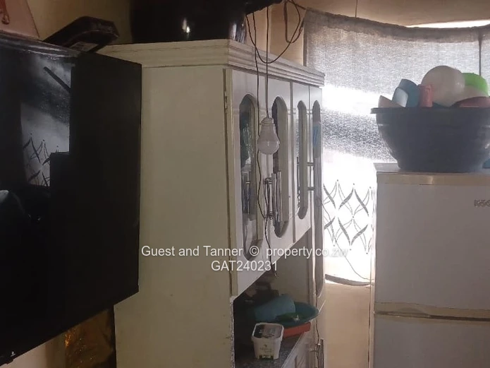 Glen View 4 House for Sale - Solid 7 Roomed Home with Title Deeds