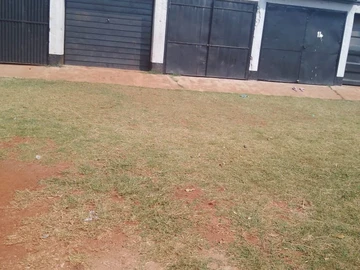 2 Bedroom Flat & Apartment