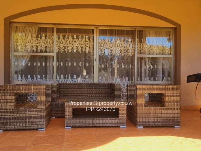 Spacious 6-Bed  Home with Pool & Borehole