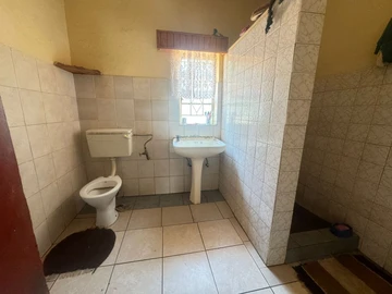 Farm & Agricultural Land