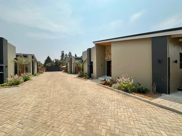 3 Bedroom Townhouse Complex