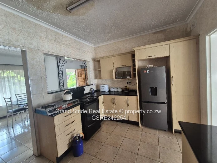 Commercial Property For Rent In Braeside