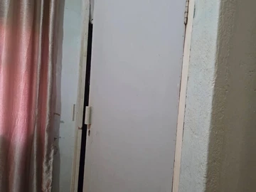 2 Bedroom Flat & Apartment