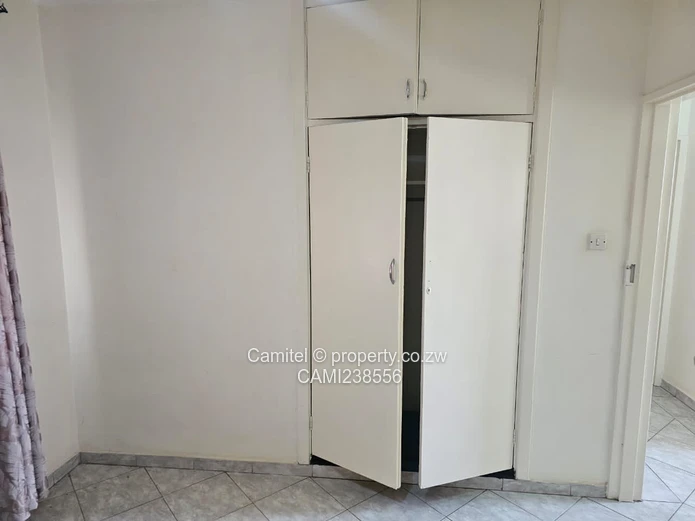 Avonlea Modern  3-Bed Home with Gourmet Kitchen & Boreholea