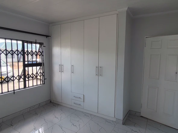 2 Bedroom Garden Flat