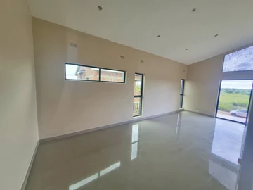 4 Bedroom Flat & Apartment