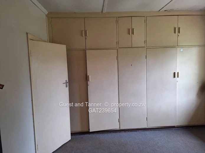 Marlborough House for Sale in Harare - 4 BR Home on 4000m2 Stand with Pool and Development Potential