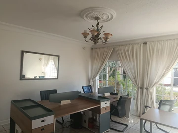 6 Bedroom House