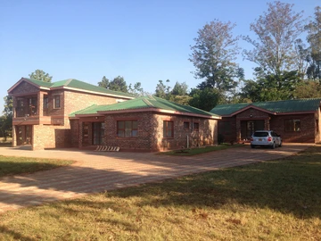 3 Bedroom Flat & Apartment