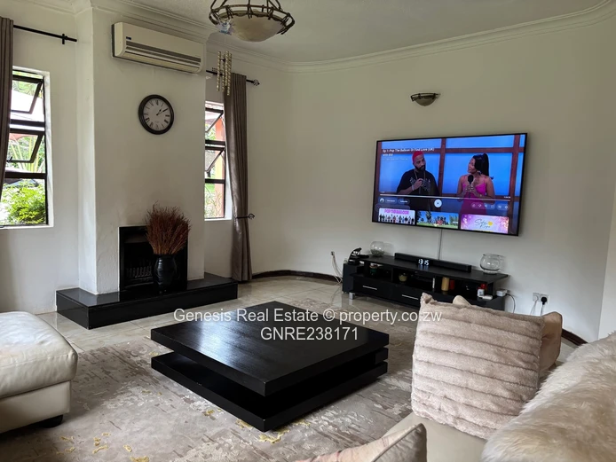 Enchanting 4 bedroom house in the Brooke Golf Estate