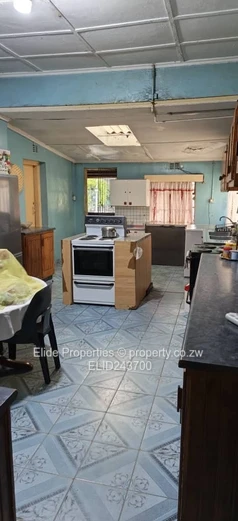 10ha Marondera Farm — Dam, Orchard, Vineyard & Homestead (Sole Mandate)