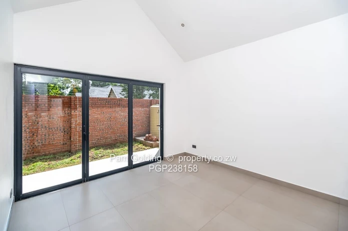 Modern Living in Secure Complex (Sole Mandate)