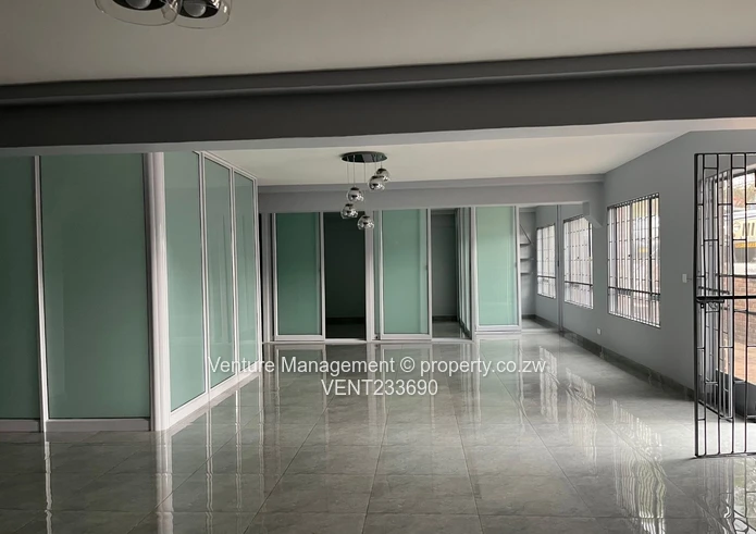 Shop for rent Highlands