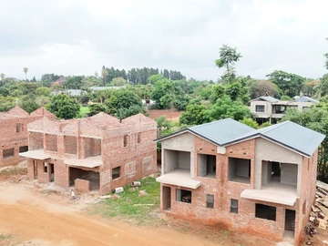 3 Bedroom Flat & Apartment