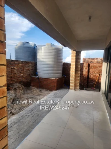 Mabvazuva 4 Bed to Let