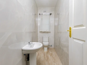 3 Bedroom Garden Flat