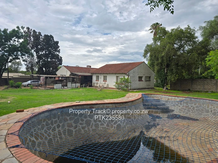 Stone throw away from cnr airport rd and st patricks