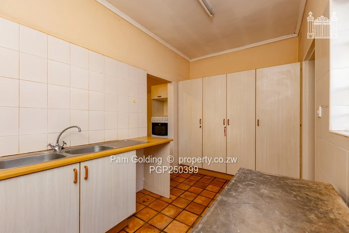 The Charm of an Established Complex with Space to Match