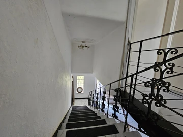 2 Bedroom Garden Flat