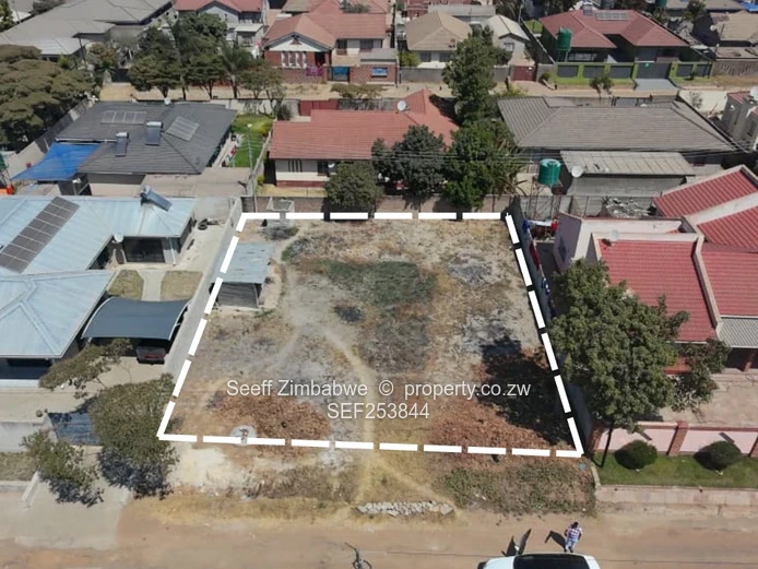 Sole Mandate ! Stand For Sale Zimre Park (Sole Mandate)