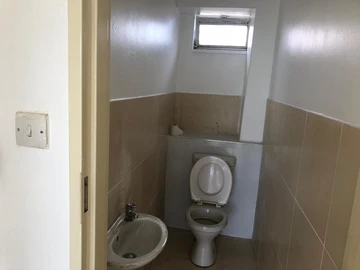 3 Bedroom Flat & Apartment