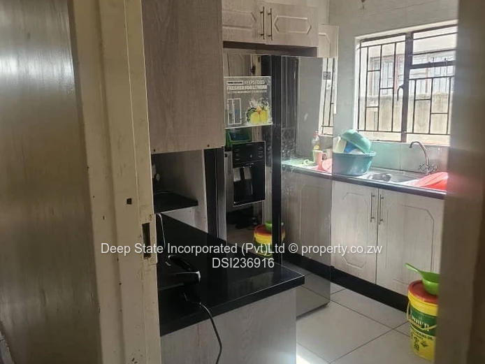 Chitungwiza house for sale 